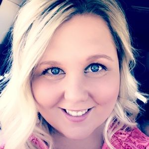 Meet your Posher, Leighann